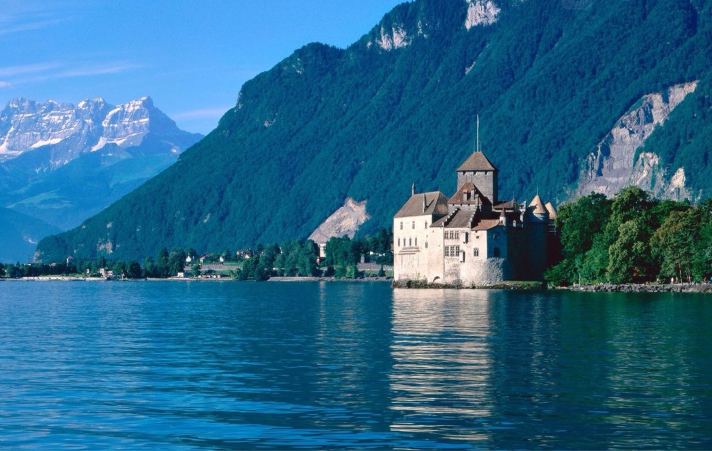 Lake Geneva switzerland with castle
