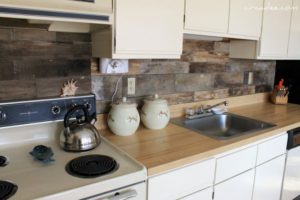 8 BudgetFriendly Kitchen Backsplash from Recycled Pallets