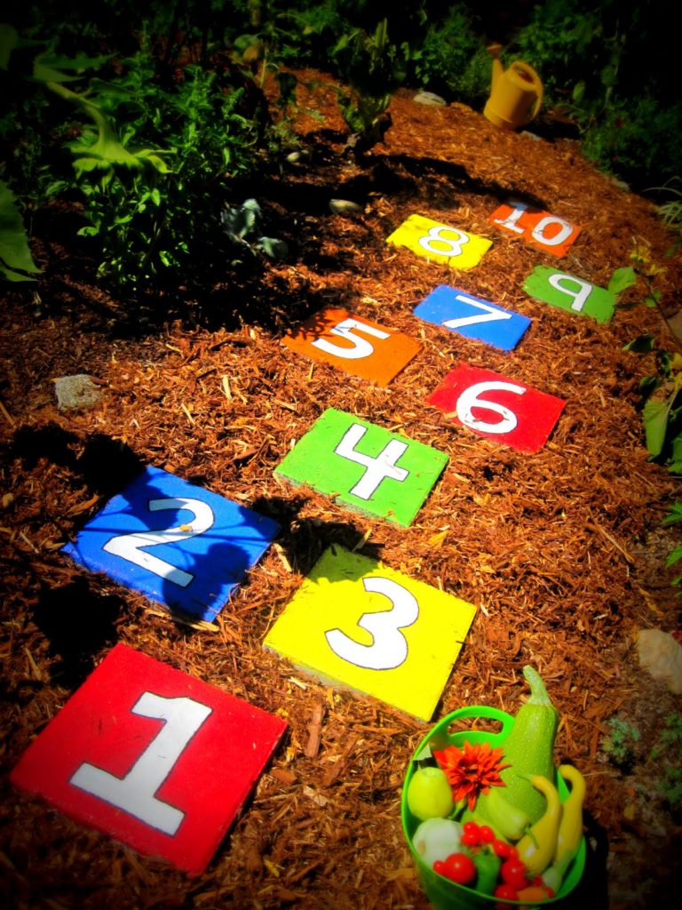 3 Colorful DIY Hopscotch Stepping Stones