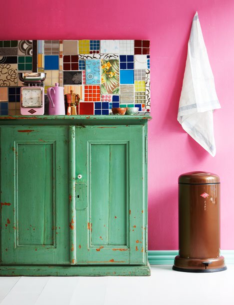 2 Colorful Kitchen Backsplash with Varieties of Tiles