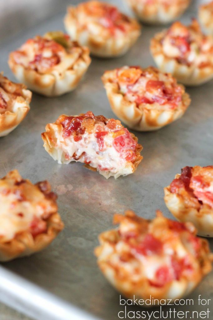 Spicy and Cheesy Tomato Bacon Bites for New Year Party Food