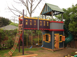 30 Super Chic DIY Playhouse with Castle Front