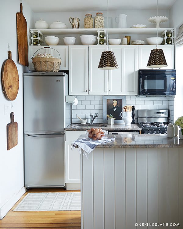 13 Clever Kitchen Arrangement with OvertheCabinet Row of Shelving which is Beautifully Balanced  ...