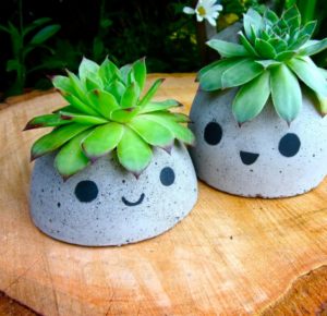 4 Cute and Easy Concrete Planter with Chic Facial Feature Strokes for Tiny Plants