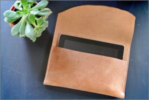 13 DIY Leather Tablet Case Sewed in the Easiest One Fold Pattern and Came with an Unusual Uneven ...
