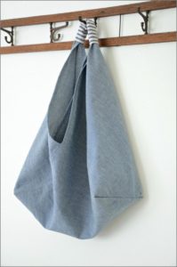 11 DIY Origami Markey Bag Made of Fabric and Crafted with a Thickly Covered Handle for a Proper  ...