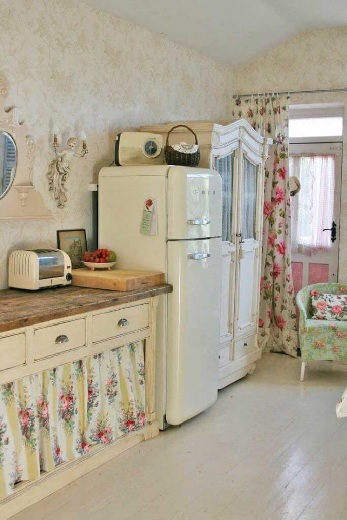 27 Nicely Flared DIY UndertheSink Cabinet Curtain with Romantic Floral Prints Suits Best on Rust ...