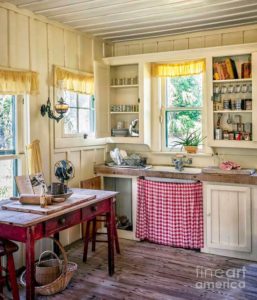 5 Simple DIY CountryStyle Gingham UndertheSink Cabinet Curtain with Small Flares in Radiant Red  ...
