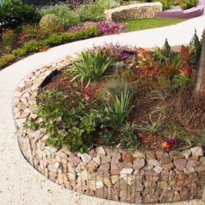 11 Unique Flower Bed Garden Edging Style with Rocky DIY Stone Walls