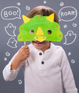 DIY Halloween Craft: a Super Quick Dinosaur Mask with Holding Stick