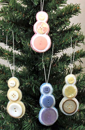 Super Quick Snowman Christmas Ornaments with Colorful Buttons
