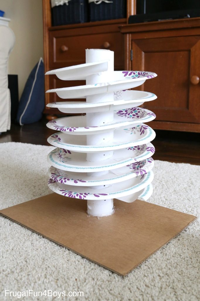 Did you know you can make Spiral Marble tracks with Plate Plates – Easy to Craft for Kids