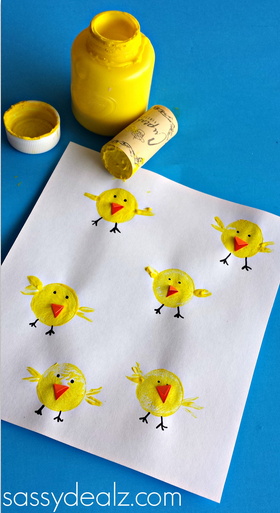 DIY WIne Cork Craft: Cute Easter Chick Print with Acrylic Paint