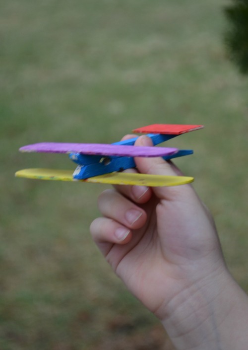 Airplane Craft: DIY Airplane with Popsicle Stick and Clothes Pin