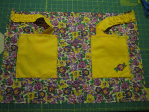 Trendy and Comfortable DIY Apron Pattern with Secret Cozy Ruffles