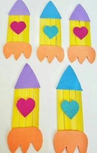 Preschoolers Transportation Craft: Candy Stick Rocket with Glittery Decor