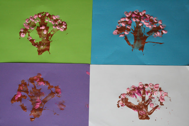Broccoli Print Blossom Tree with Puffy Paints