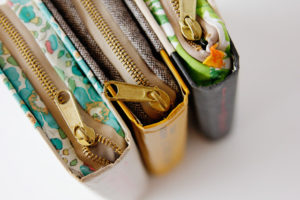 Zipper Book Clutches: An Exclusive and Classy DIY Zip Bag Project