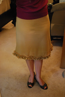 Ruffle Bottom Skirt Tutorial: A Trendy Homemade Skirt with Flared Hemline