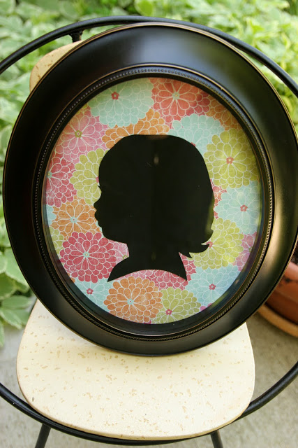 DIY Gally Wall Art Idea for Kids with Easy Silhouette