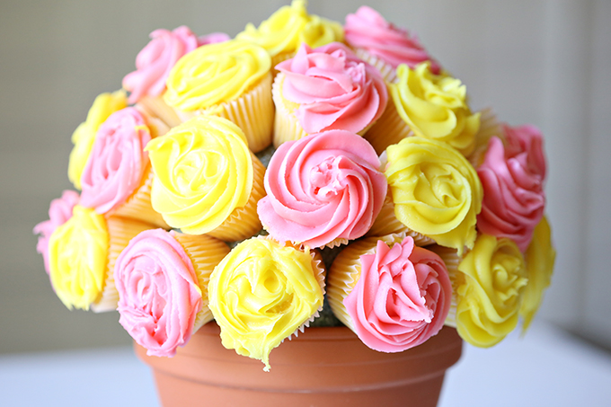 Delicious Vanilla Cupcake Flower Bouquet for with Vibrant Creamy Toppings