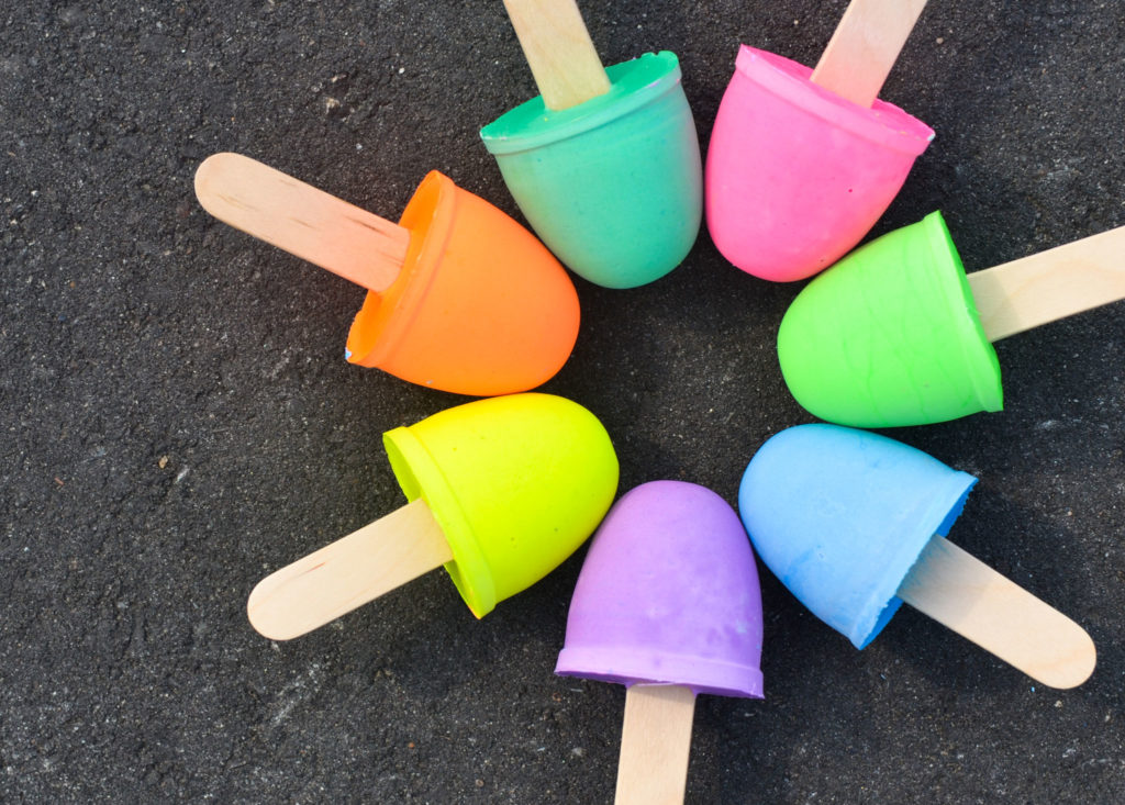 DIY Sidewalk Chalk Pops with Nice Color Accents