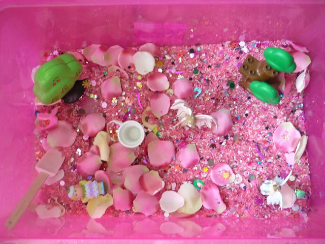 Flowers and Fairies Sensory Tub: A Magical Spring Craft Idea for Girls