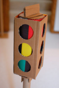 DIY Perfect Playing Object: Traffic Light with Significant Color Indications