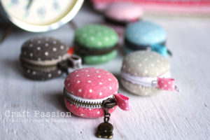 Mesmerizingly Made Circled Macaron Coin Purse in Free Sewing Pattern