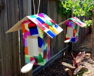 Easy Peasy Milk Carton Bird House & Bird Feeder