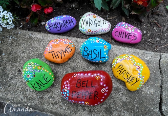 Painted Rock Garden Markers with The Name of Suitable Herbs: DIY Mother’s Day Craft