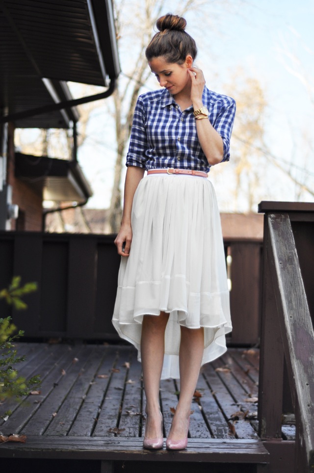 Sheer Gathered High-Low Skirt in Stright A-Line Pattern Looks Best with Leather Belt