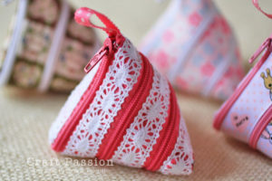 Zip-Itself Coin Purse in Free Sewing Pattern with Ribbon and Zips By Craft Passion