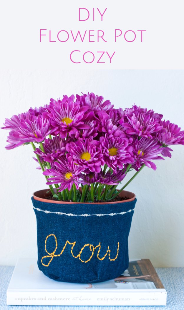 DIY Sewing Crft Idea: Fancy Flower Pot Cozy with Pretty Embroidery Headings