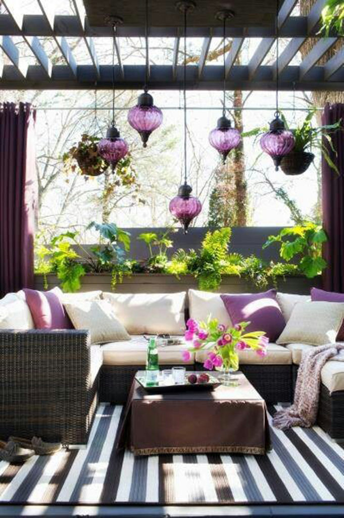 A Super Classy Porch Decor Idea for Amethyst Open Air Porch with Cozy Seating Area