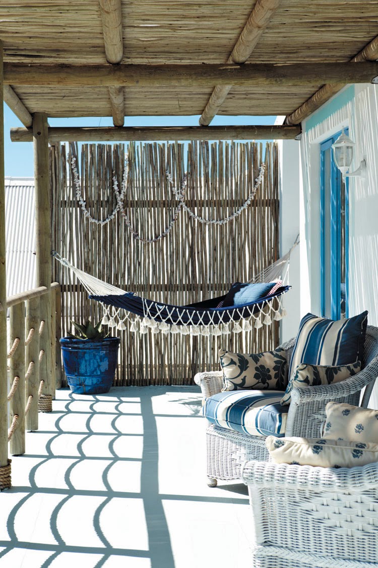 Captivating Porch Decor Idea in Subtle Mediterranean Style for Seaside Areas