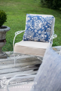Large Chair Cushion Tutorial with Pattern Print Cotton Fabric: A DIY Deck Chair Makeover Idea