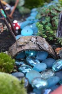 Fairy Garden: Expand and Furnish Idea with Captivating Bridge-Over-River Project