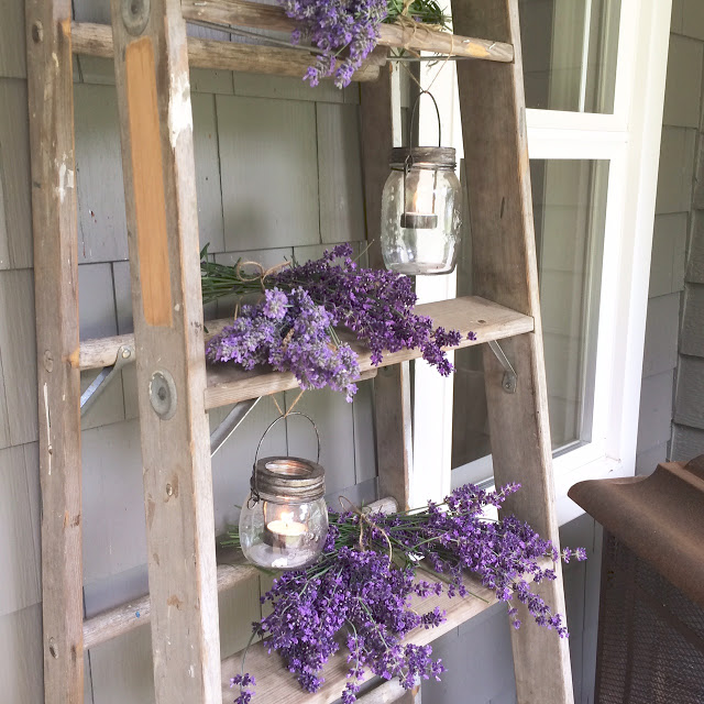 Country Style Farmhouse Front Porch Decor Idea with Old Ladder and DIY Lanterns