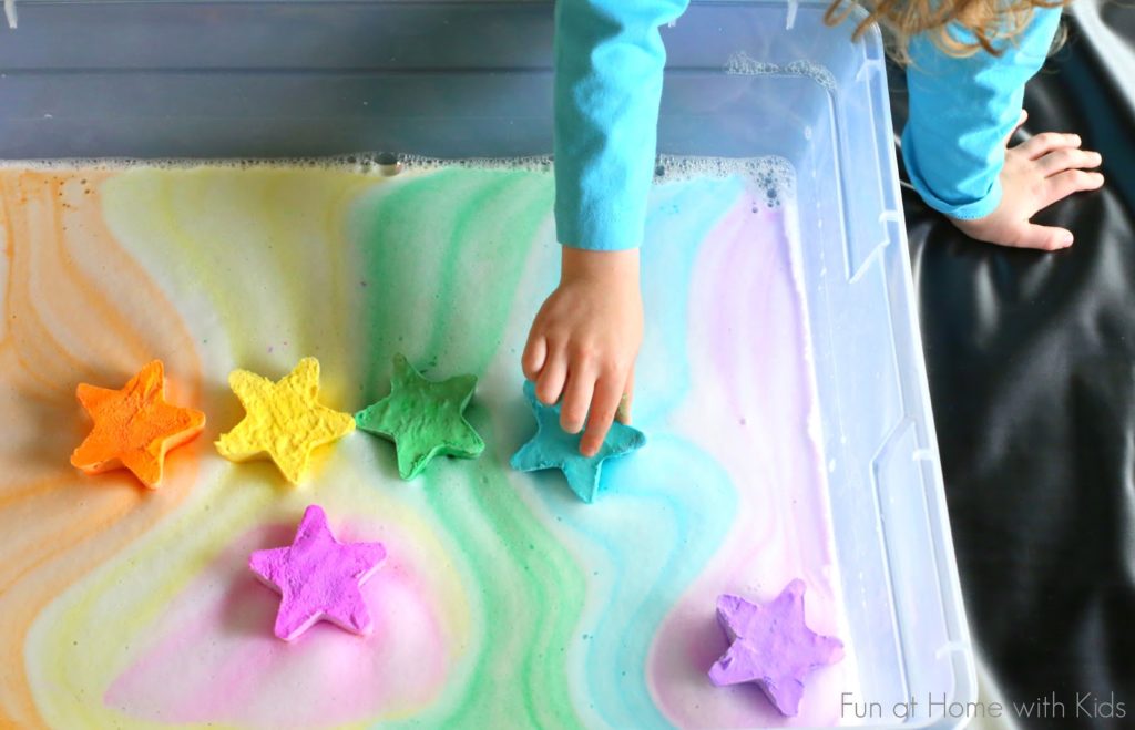 Magic Foaming Treasure Stars: Sparkling DIY Craft from Foaming Dough