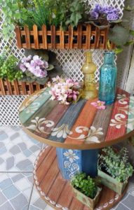 DIY Summer Porch Decor Idea with Repurposed Wooden Cable Spool Table in Nice Painted Form