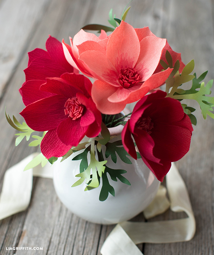 Make a lovely bouquet of crepe paper cosmos flowers for spring